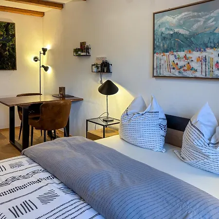 Apartmán Swissme - Modernes Am Sportplatz Mit Balkon & Parkplatz