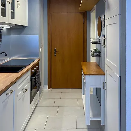 Swissme - Modernes Am Sportplatz Mit Balkon & Parkplatz Apartment St. Moritz